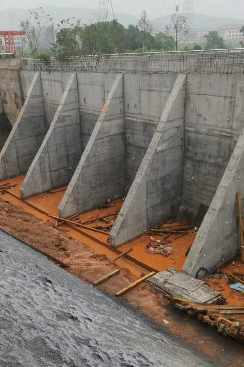 基坑支护-锚杆式挡土墙